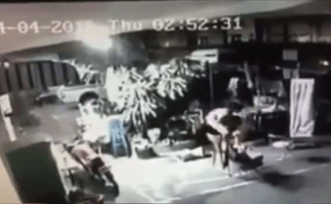 ศาลสั่งกักขัง 2 เดือน พ่อค้าข้าวมันไก่ฆ่าสุนัข