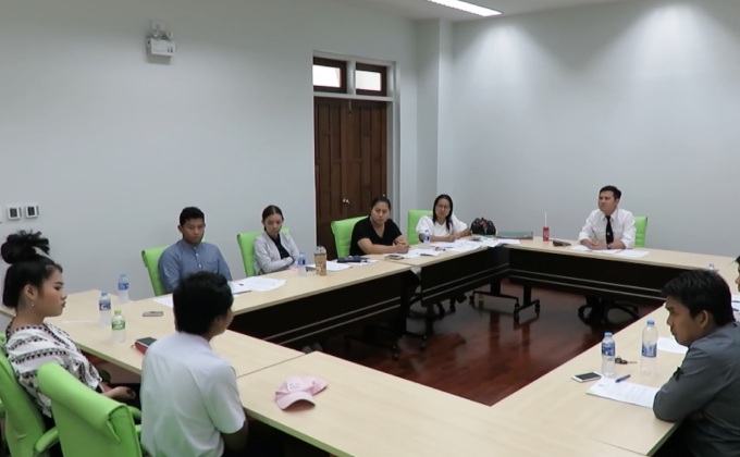 ตั้งกรรมการสอบ ม.ดังรับน้อง บังคับถอดเสื้อโชว์