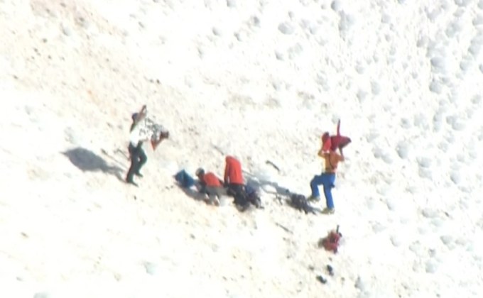 นักปีนเขาตกเขาสูง 300 เมตรในสหรัฐฯ