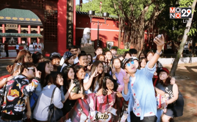 ซีพีวาฟเฟิล ชวนวาฟยกแก๊งไปดิสนีย์แลนด์กับ บอยและวันใหม่