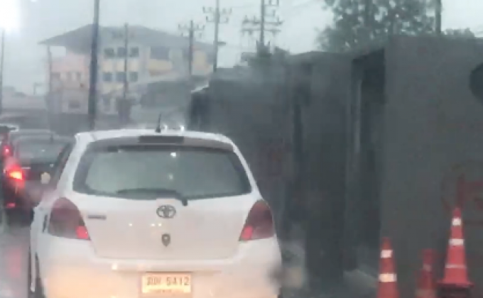 อิทธิพลพายุฤดูร้อนฝนกระหน่ำทั่วกรุง