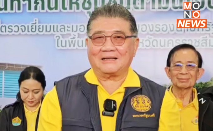 “ภูมิธรรม” ลั่น ถ้าบริหารตามโพลประเทศคงล่ม หลังผลความนิยม “เพื่อไทย” เป็นรอง “ก้าวไกล”