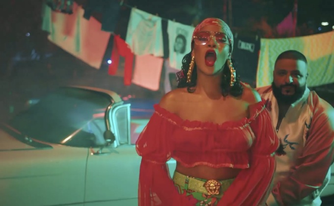 “ริฮานน่า” ปิดฉากตำนาน ไร้ผู้หญิงบน 5 อันดับชาร์ตเพลง Billboard Hot 100