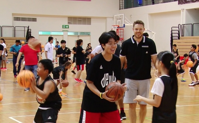 ผู้เล่น NBA ร่วมโครงการฝึกสอนบาสฯให้เยาวชนไทย