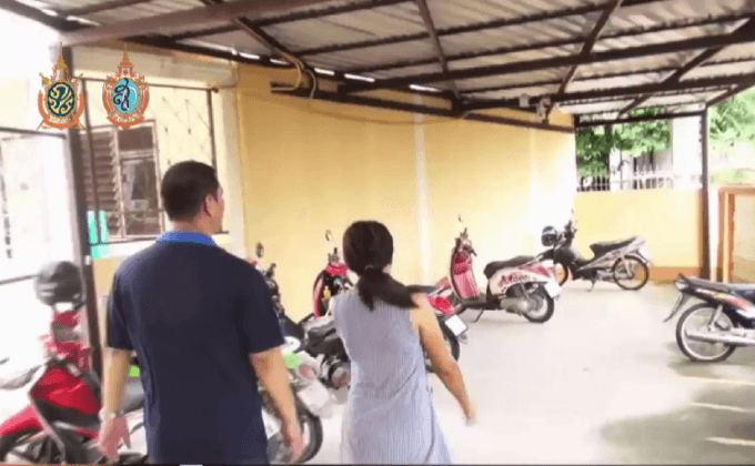 3 คนร้ายขโมย จยย. 4 คันรวดในหอพักจ.ชลบุรี