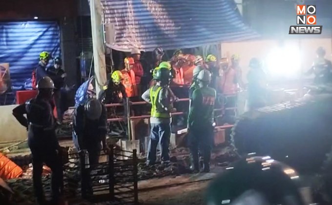 จนท. อัดอากาศเข้าในหลุม เตรียมส่งชุดค้นหาโรยตัวใช้มือขุดสำรวจหาผู้ประสบภัย