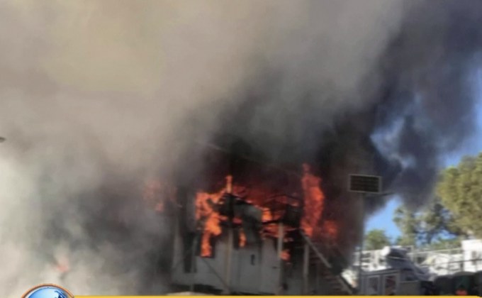 ไฟไหม้ค่ายผู้ลี้ภัยในกรีซ หวิดเกิดจลาจล