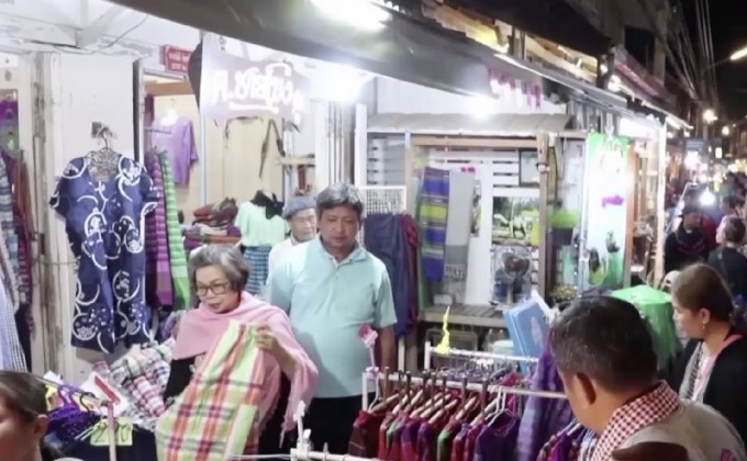 ผลสำรวจใช้จ่ายปีใหม่ขยายตัวต่ำสุดในรอบ 12 ปี