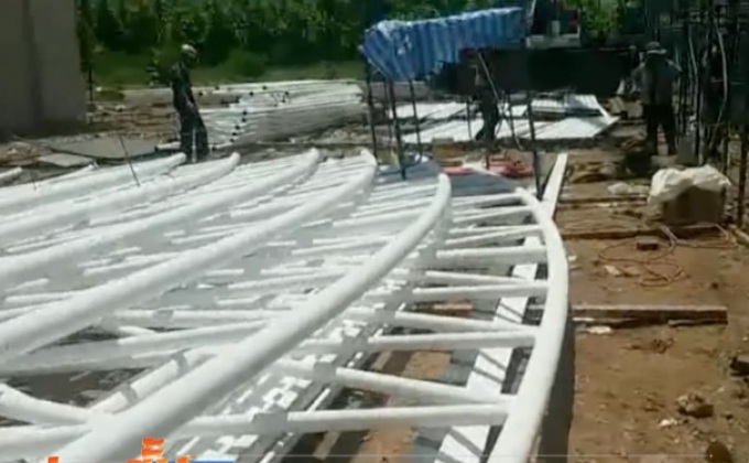 โครงหลังคาเหล็กล้มทับคนเสียชีวิตที่โคราช