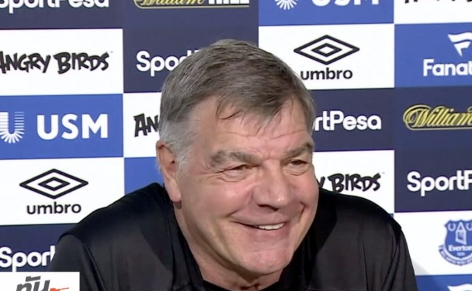 ท็อฟฟี่ปลด “บิ๊กแซม” เหตุเล่นบอลน่าเบื่อ