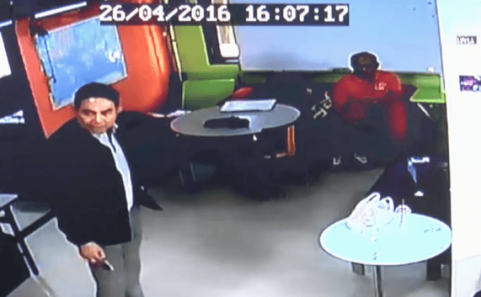 อดีตตำรวจ บุกปล้นทรัพย์บริษัทลงทุนกว่า 3 ล้าน