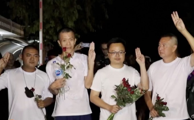 ปล่อยตัว “อานนท์-สมยศ-เอกชัย-สุรนาถ