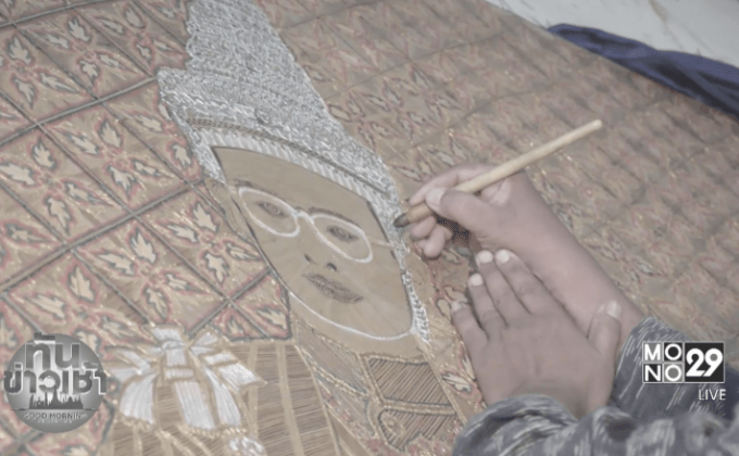 ช่างศิลป์ “แทงใบลาน” ใช้เวลา 19 ปี สร้างพระบรมฉายาสาทิสลักษณ์