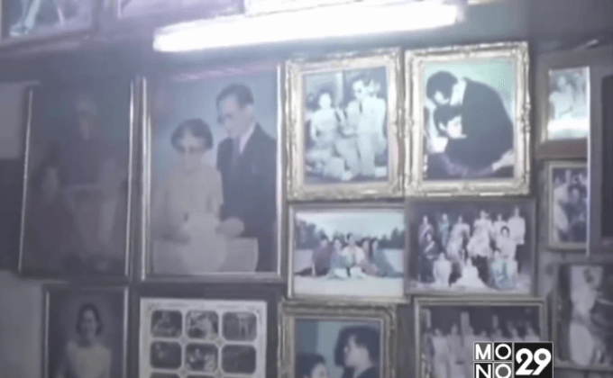 ชาวบ้านหนองขาม สะสมพระบรมฉายาลักษณ์กว่าหมื่นรูป