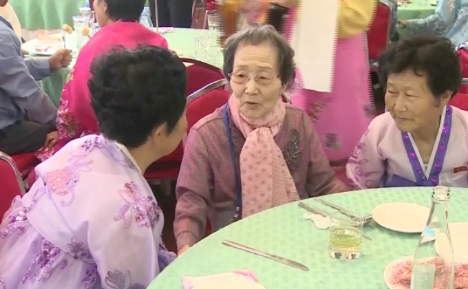 ครอบครัวสองเกาหลีต้องจากลาทั้งน้ำตา