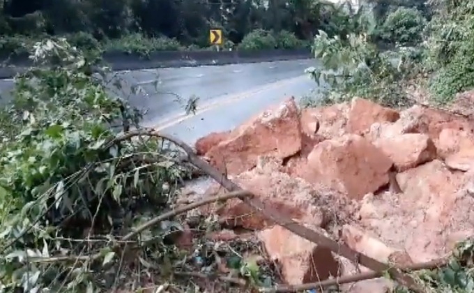 เกิดน้ำป่าและดินสไลด์บนดอยสุเทพ