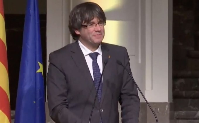 อดีตสมาชิกสภากาตาลุญญาให้การต่อศาลสเปน