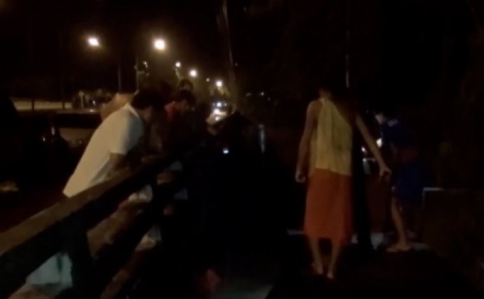 ชาวบ้านข​นของหนีน้ำหวิดจมน้ำ 2 คนจ.ตรัง