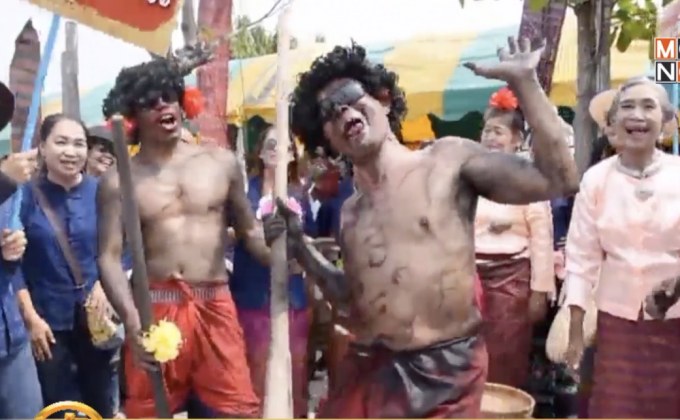 สีสันแข่งขันตำข้าวลีลา จ.สุรินทร์