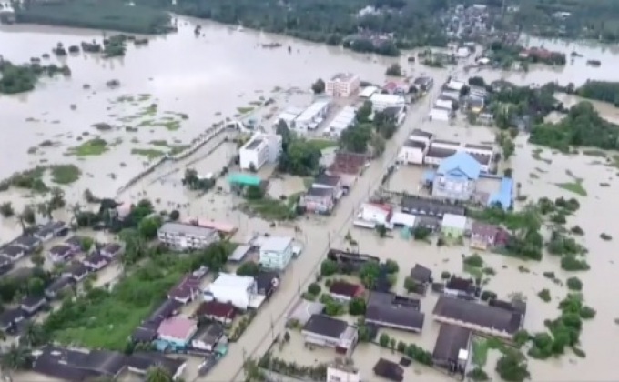 น้ำท่วมเกาะสมุย –นครศรีฯ ยังไม่คลี่คลาย