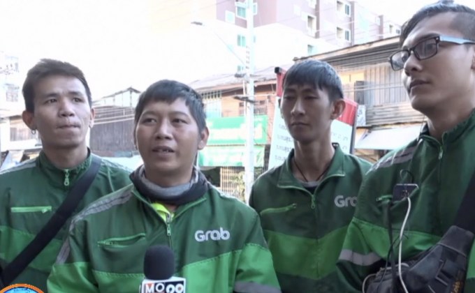 ชื่นชม Grab Bike รวมตัวรับส่งประชาชนฟรี