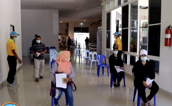 ยะลาเอาจริง ส่งทีมแพทย์ตรวจตามบ้านหาคนติดเชื้อ เจอแล้ว 101 คน 