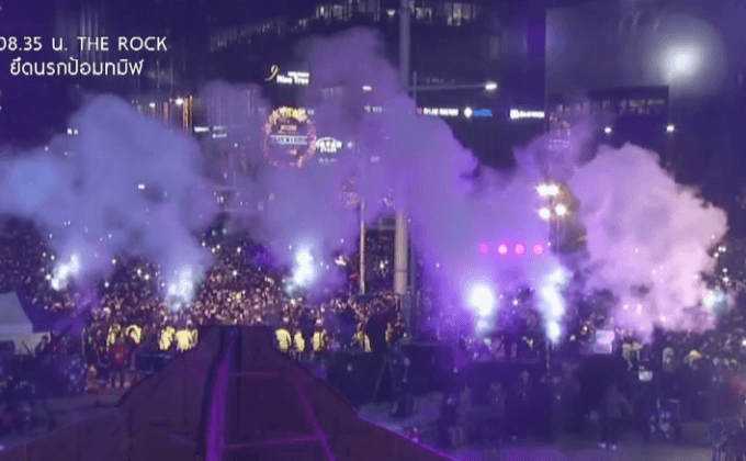 บรรยากาศเคาท์ดาวน์ 2016 ญี่ปุ่น-เกาหลีใต้