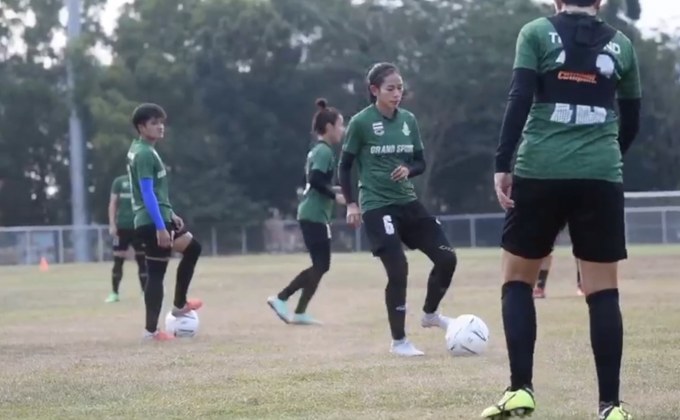 “มาดามแป้ง” กระตุ้นชบาแก้วใช้ใจ-ทีมเวิร์คสู้ญี่ปุ่น