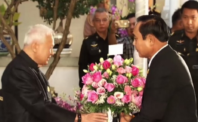 พล.อ.เปรม ขอนายกฯทำเพื่อความสุขคนไทย