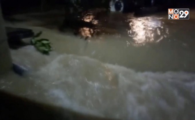 2  อำเภอ จ.สุราษฎร์ฯ เผชิญน้ำท่วมฉับพลันกลางดึก