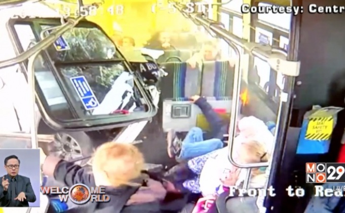 รถบรรทุกพุ่งชนรถโดยสารในสหรัฐ