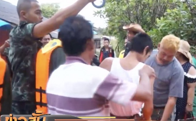 ชาวบ้านชายฝั่งทะเลสงขลาอพยพแล้ว