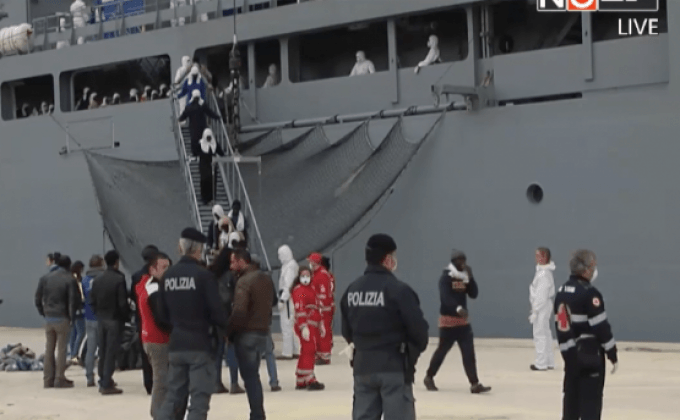 ปฏิบัติการช่วยเหลือผู้อพยพ