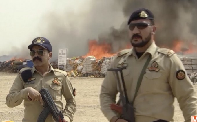 ปากีสถานทำลายสารผลิตเฮโรอีนครั้งใหญ่สุดของโลก