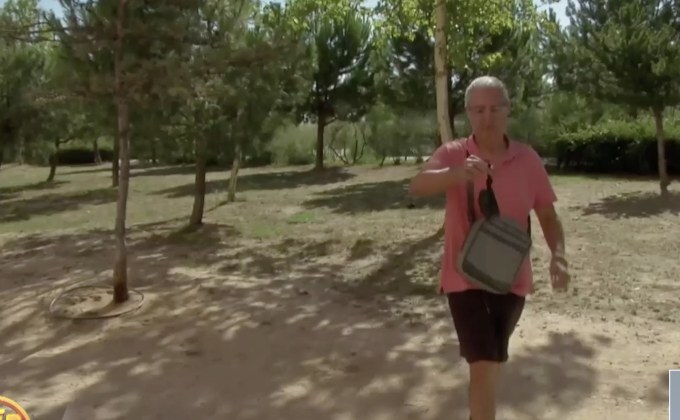 สเปนทดสอบ DNA สั่งปรับเจ้าของสุนัขอึไม่เป็นที่