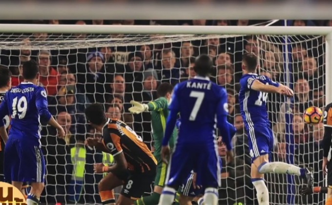 เชลซีทุบฮัลล์ 2-0 ปืน 10 คนบดเบิร์นลีย์ 2-1