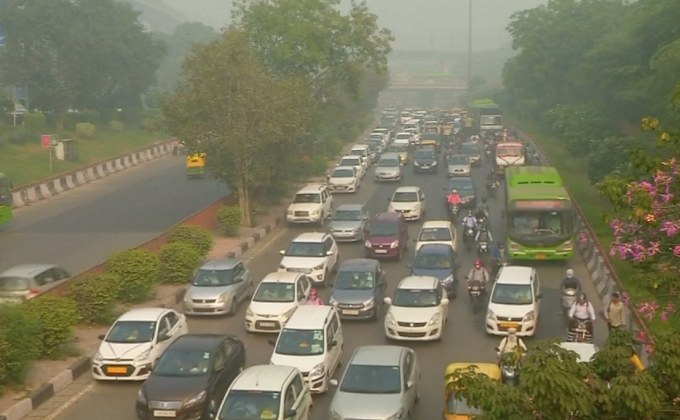 อินเดียเตรียมฉีดน้ำบรรเทาสถานการณ์หมอกควัน