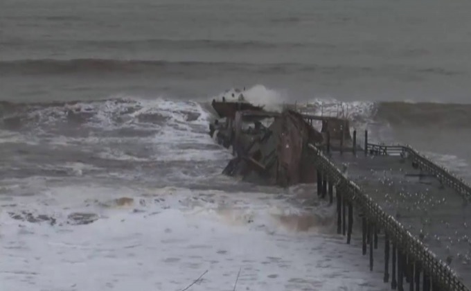 พายุถล่มรัฐแคลิฟอร์เนียอย่างหนัก