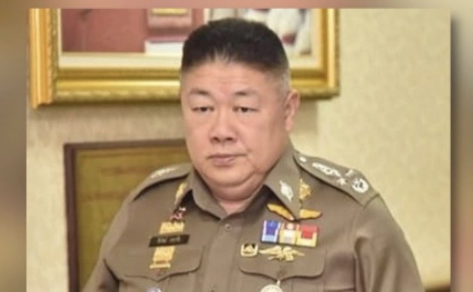 โปรดเกล้าฯ ให้ วิระชัย-ชัยวัฒน์ พ้นจากนายตำรวจราชองครักษ์