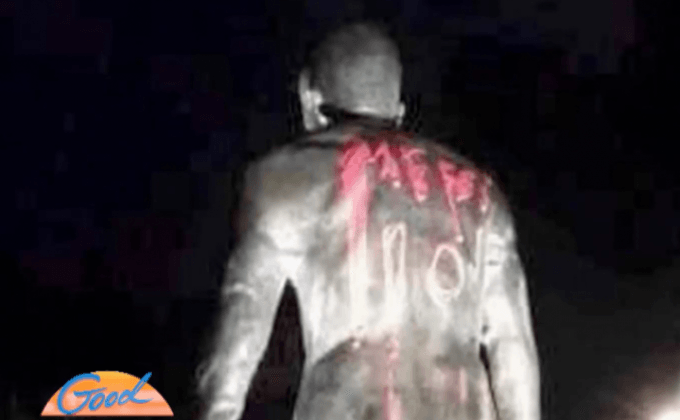 รูปปั้น “โรนัลโด้” เจอป่วนหลังชวดบัลลงดอร์