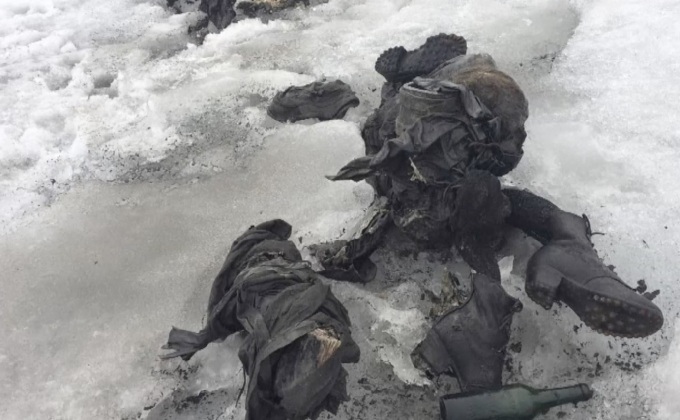 พบศพถูกฝังนานหลายสิบปีในธารน้ำแข็งสวิส