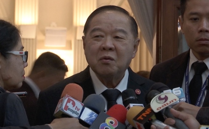 “พล.อ.ประวิตร” ย้ำเลือกตั้งตามโรดแมป – ปัดซื้อ ฮ.เอาใจ “ทรัมป์”