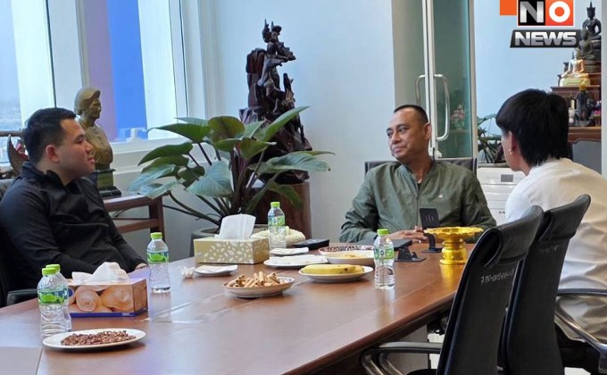 “จอนนี่ มือปราบ” เข้าพบ “บิ๊กเต่า” ปมภรรยาถูกออกหมายคดีรุกป่าอุบลฯ