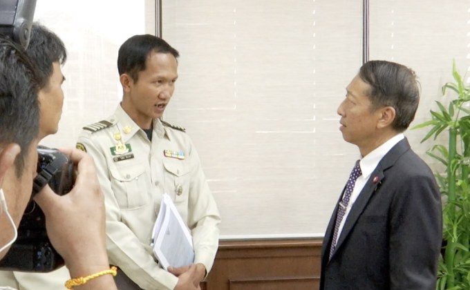 “หน.วิเชียร-ผอ.กาญจนา” ไม่ผิดอนุญาต “เปรมชัย” เข้าป่า