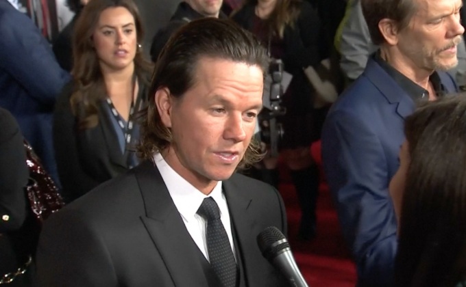 “มาร์ก วอห์ลเบิร์ก” คว้านักแสดงชายค่าตัวสูงสุด