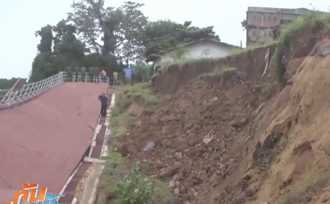 ฝนตกหนักทำเขื่อนริมตลิ่งแม่น้ำป่าสักทรุด