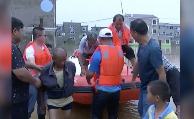 จีนอพยพ 3,000 คน หนีน้ำท่วม