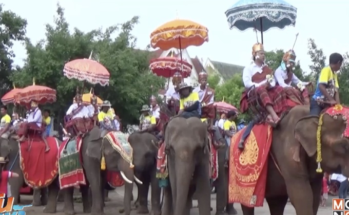 ขบวนแห่นาคย้อนยุคเมืองช้าง