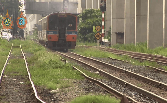 รวบแล้ววัยรุ่น 17 ปีมือปาหินใส่รถไฟ