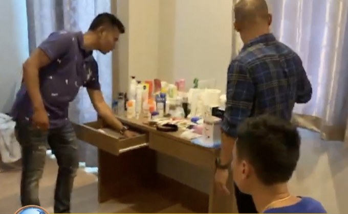 จับพนักงานมือถือ ฉกข้อมูลลูกค้ารูดนับ10 ล.